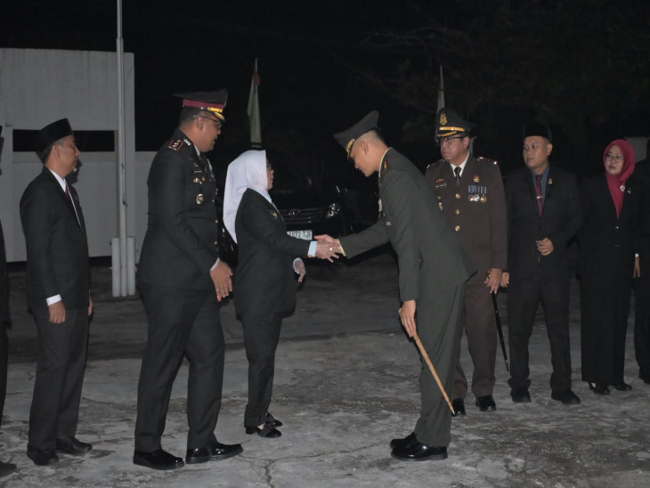 Berlangsung Khidmat, Wakil Bupati Kampar Ikuti Apel Kehormatan dan Renungan Suci