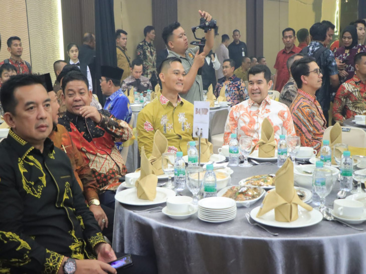 Wakili Bupati Kampar, Pj Sekda Kampar Ardi Mardiansyah, S.STP, M.Si Hadiri acara Pisah Sambut Danrem 031/Wira Bima