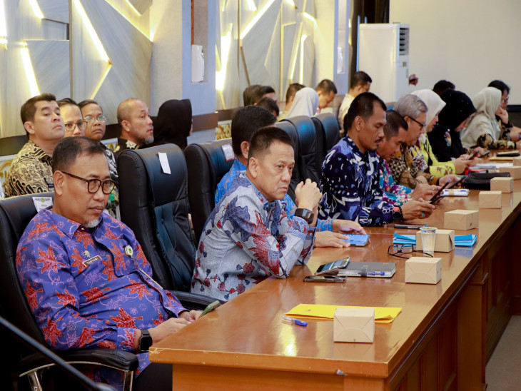 Sekda Kampar Hadiri Rakor Asistensi Tindak Lanjut Penyesuaian Pendapatan Dan Efisiensi Belanja Daerah